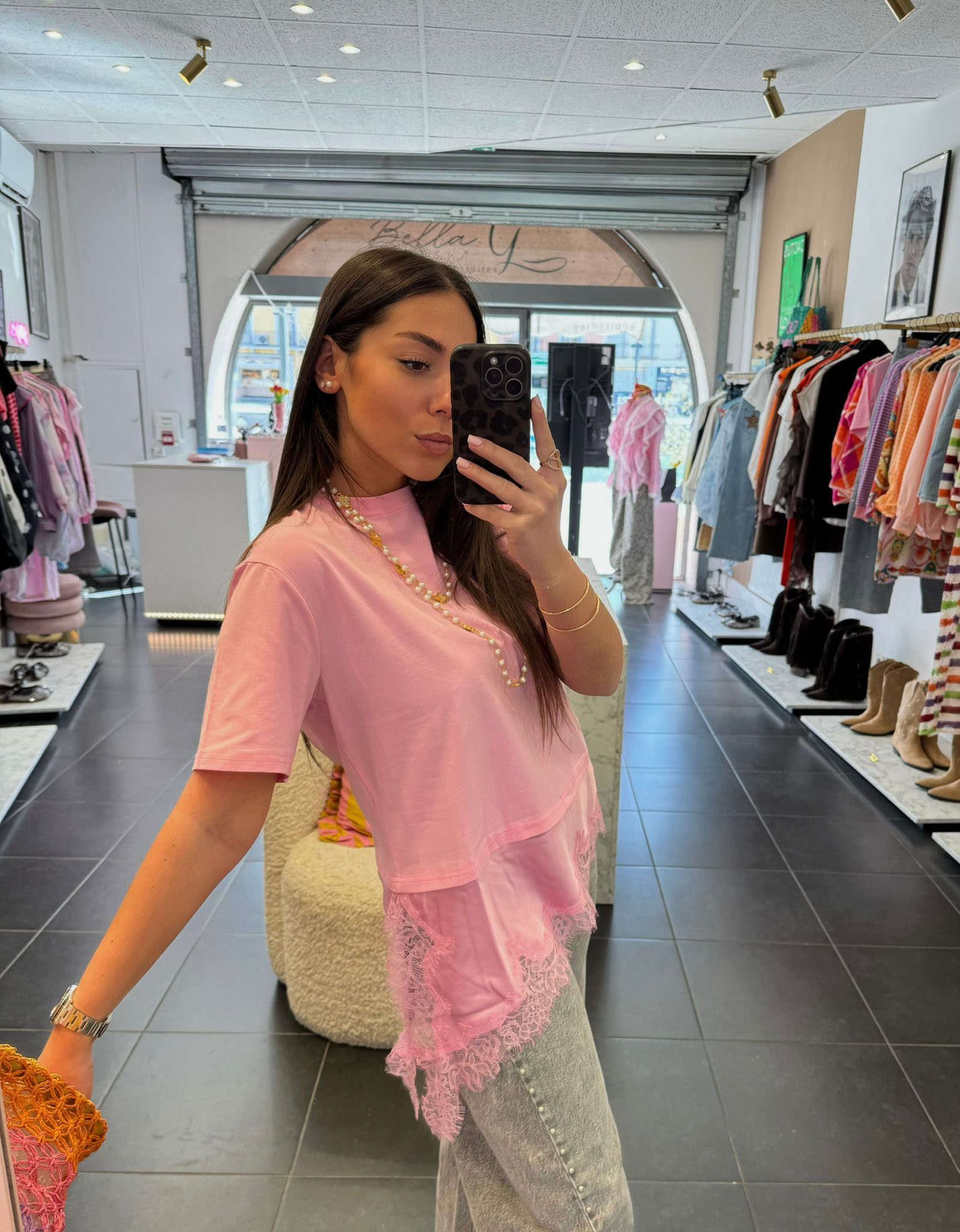 T-Shirt Rose Dentelle – Image 2